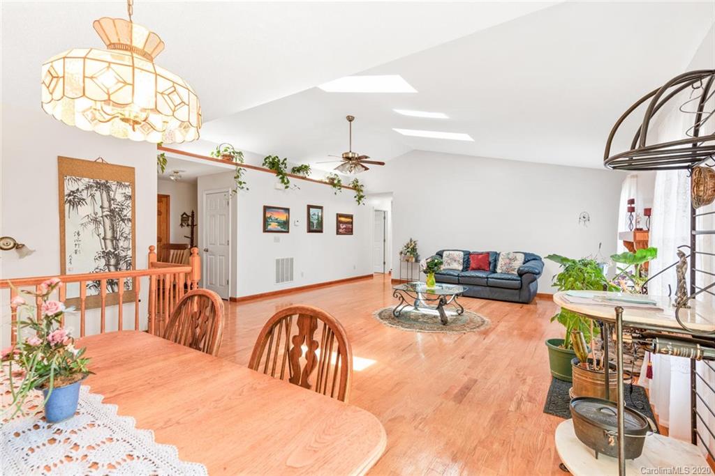 8 Penny Lane Weaverville NC 28787