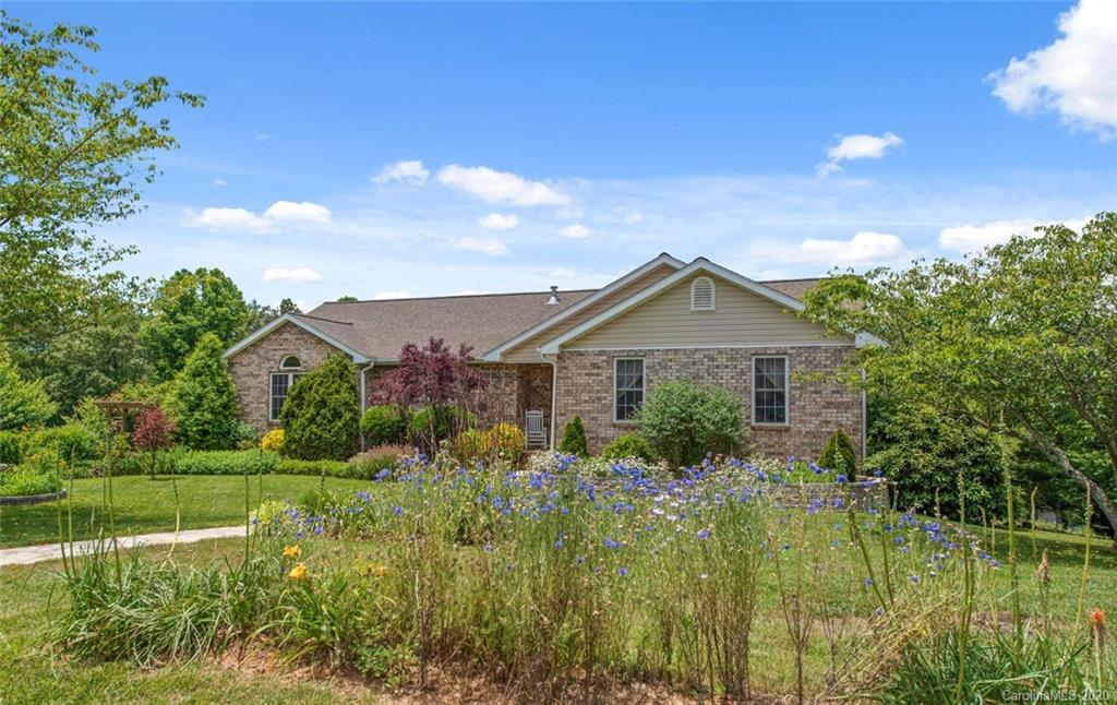 8 Penny Lane Weaverville NC 28787
