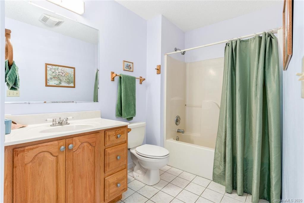 8 Penny Lane Weaverville NC 28787