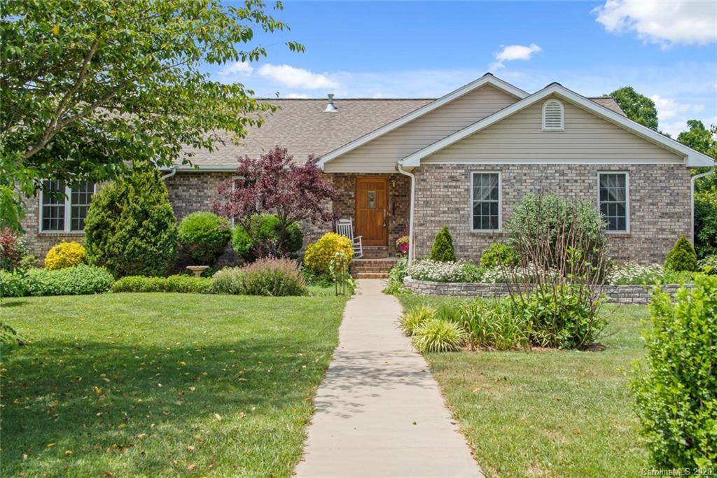 8 Penny Lane Weaverville NC 28787