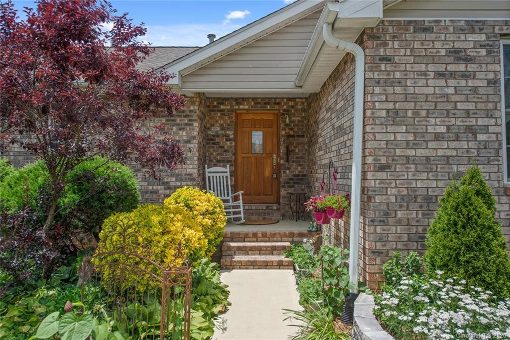 8 Penny Lane Weaverville NC 28787