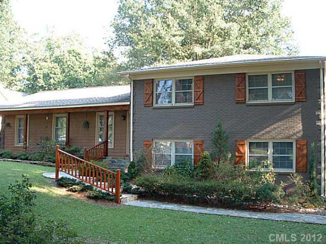 7201 Folger Drive Charlotte NC 28270