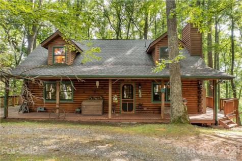 636 Old Log Road Green Mountain NC 28740