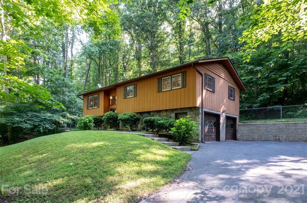307 Pinners Cove Road Asheville NC 28803