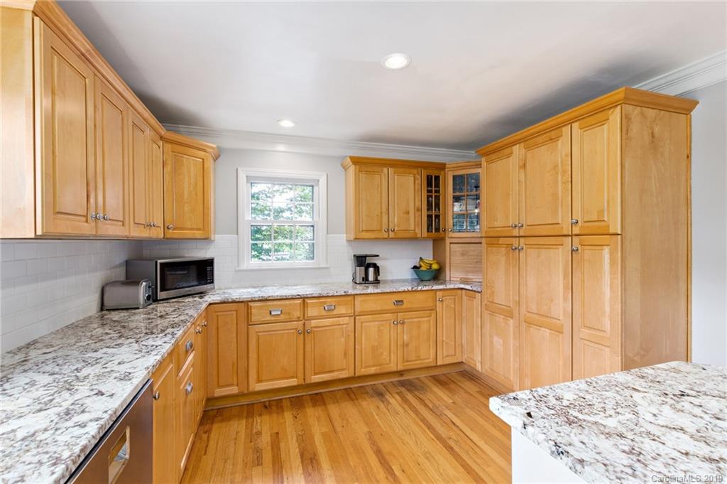 928 New Haw Creek Road Asheville NC 28805