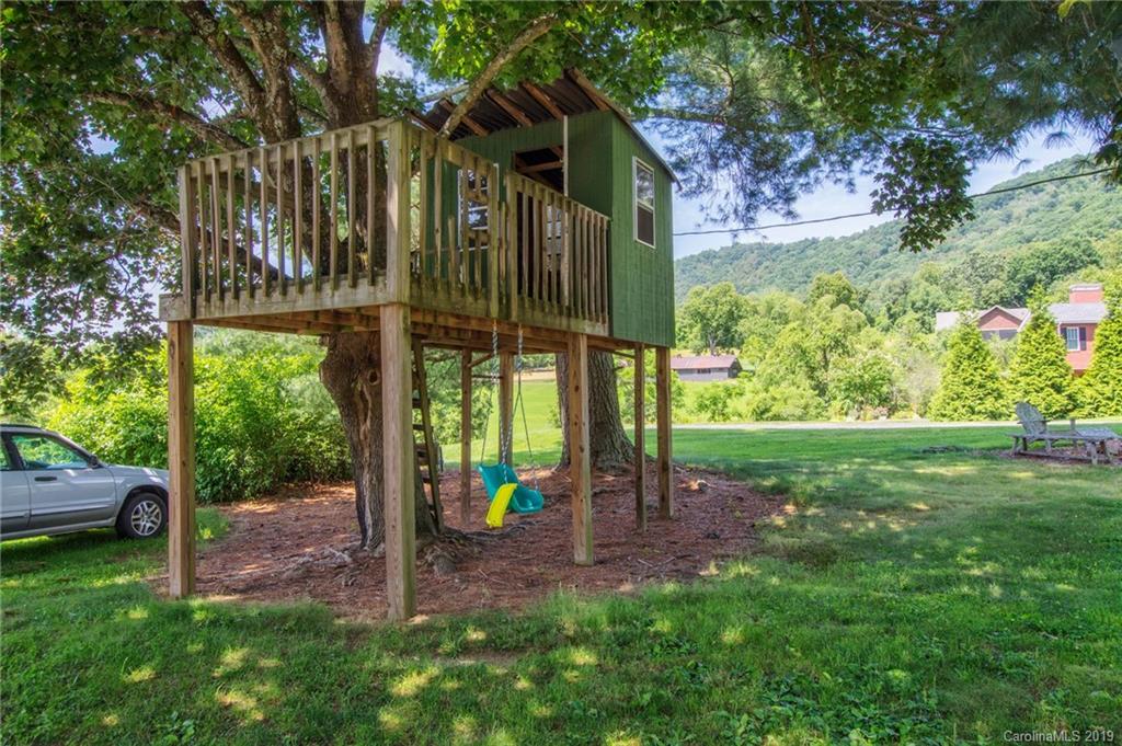 928 New Haw Creek Road Asheville NC 28805