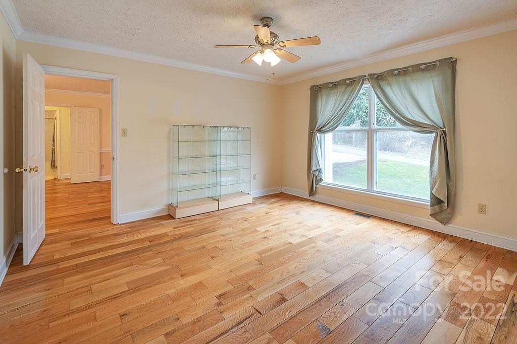 5 Parkway Creek Drive Asheville NC 28803