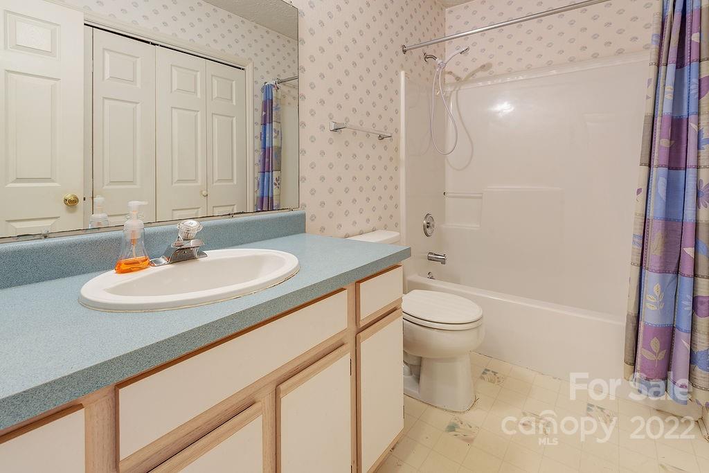 5 Parkway Creek Drive Asheville NC 28803
