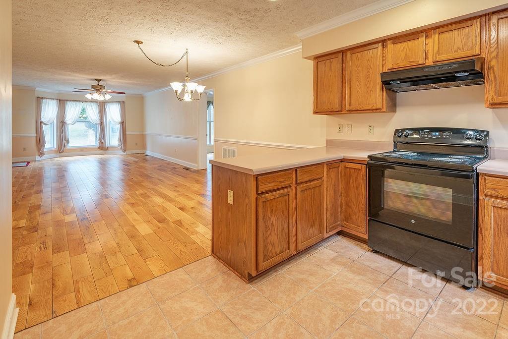 5 Parkway Creek Drive Asheville NC 28803