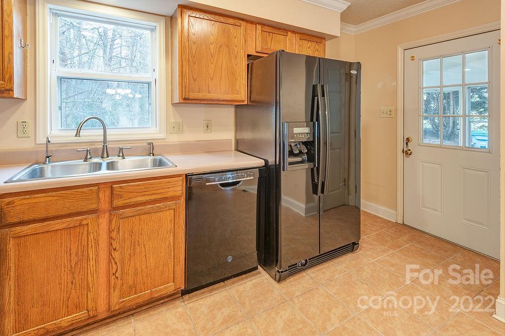 5 Parkway Creek Drive Asheville NC 28803