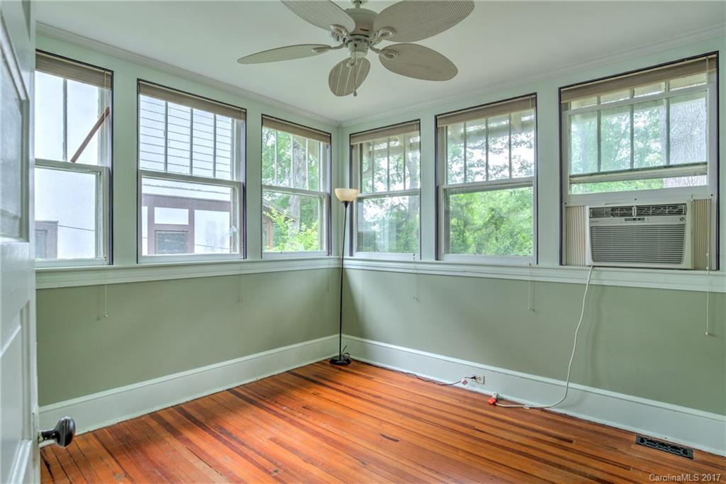 31 Caledonia Road Asheville NC 28803