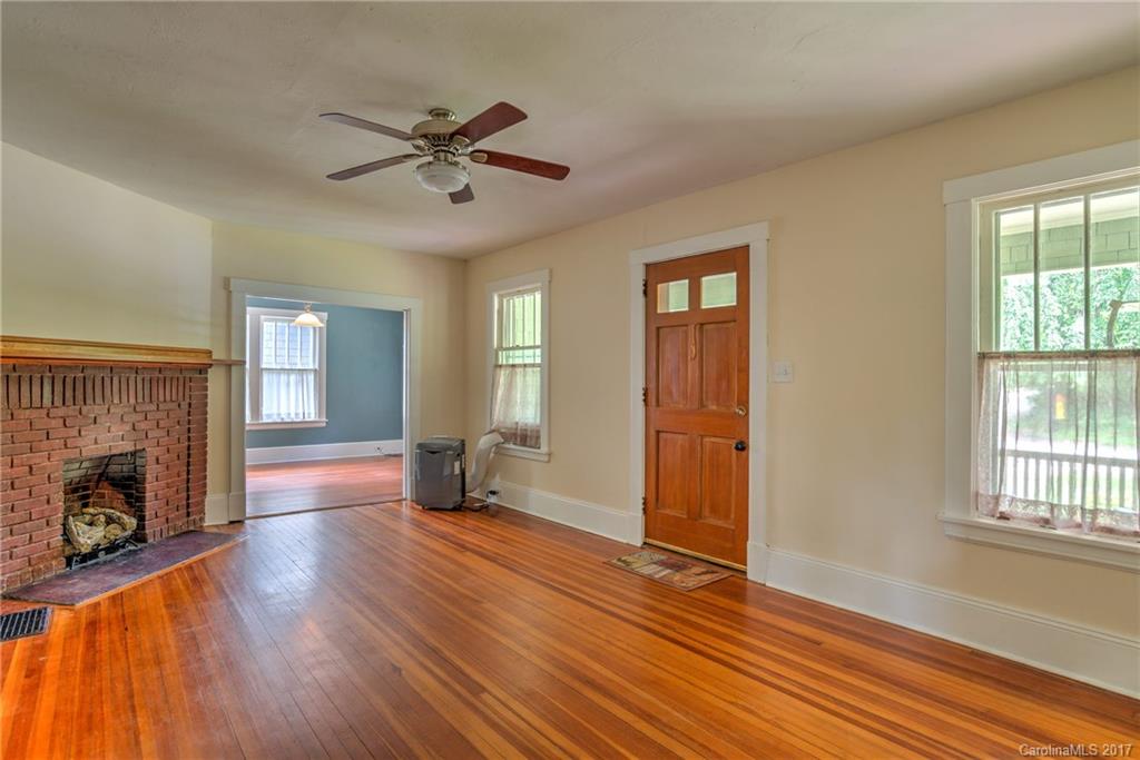 31 Caledonia Road Asheville NC 28803