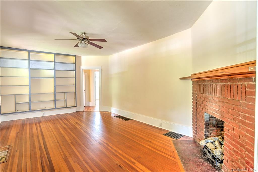 31 Caledonia Road Asheville NC 28803