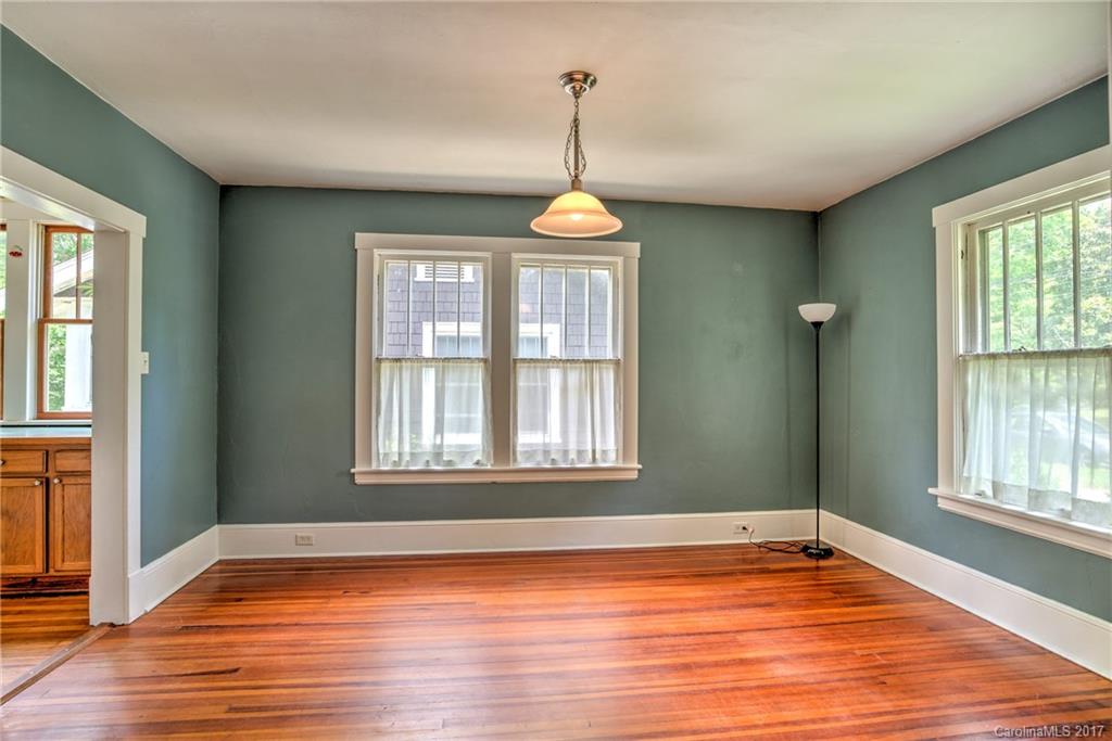 31 Caledonia Road Asheville NC 28803