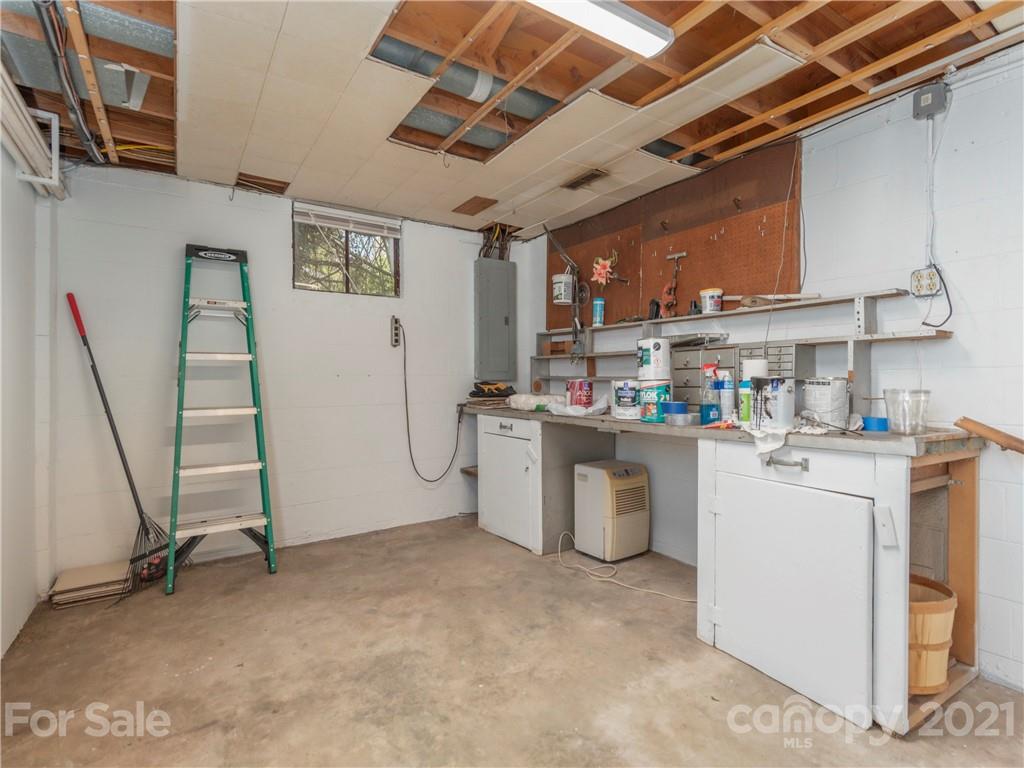 260 Bear Creek Road Asheville NC 28806
