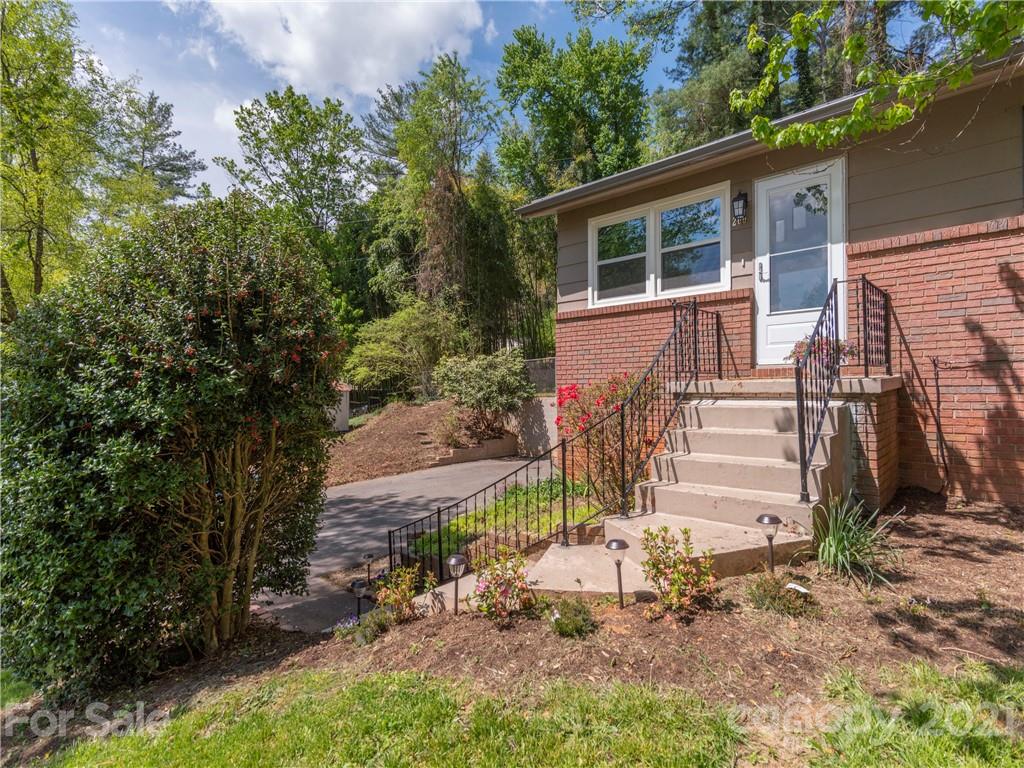 260 Bear Creek Road Asheville NC 28806