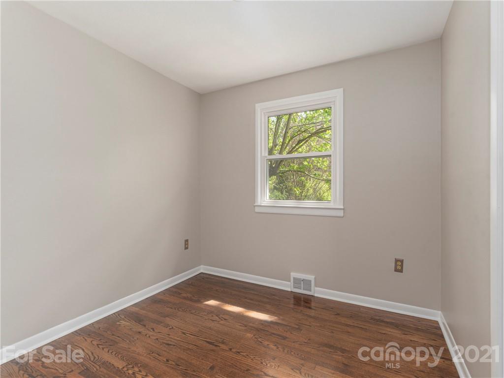 260 Bear Creek Road Asheville NC 28806