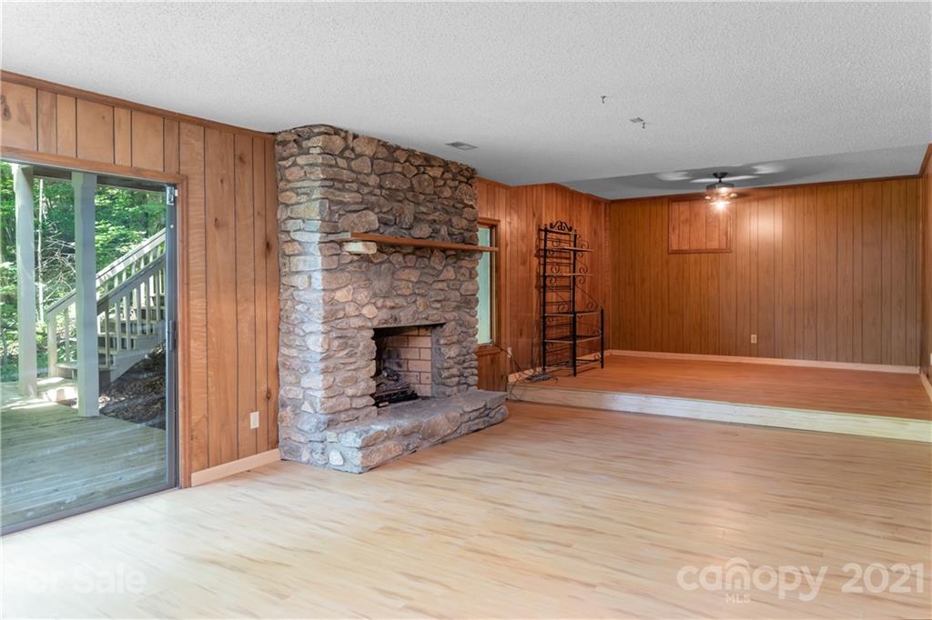14 Elmwood Lane Asheville NC 28803