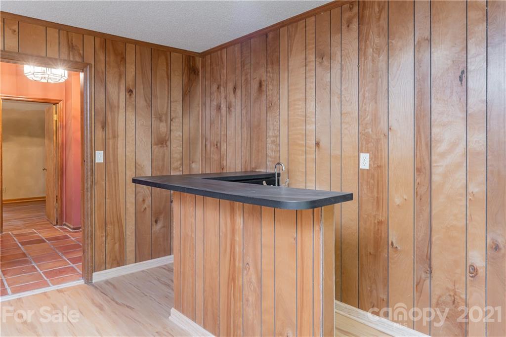 14 Elmwood Lane Asheville NC 28803