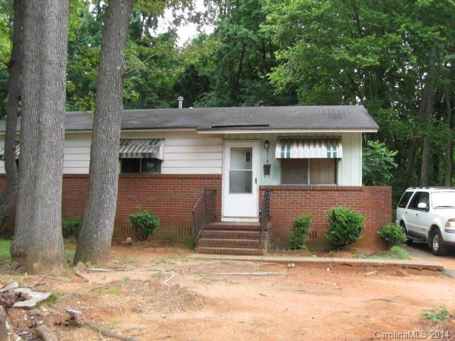 2718 Cedarhurst Drive Charlotte NC 28269