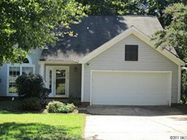 8106 Chestnut Ridge Drive Charlotte NC 28215