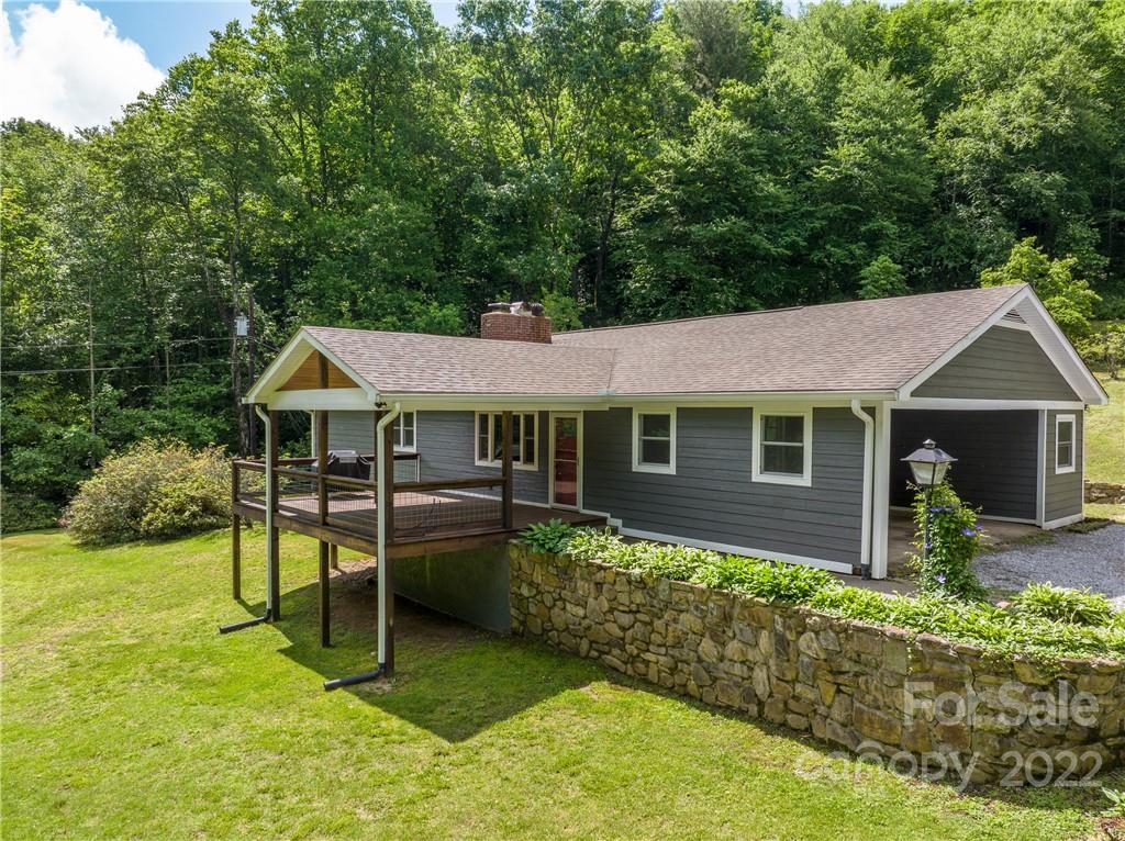 195 Ice Hollow Road Zirconia NC 28790