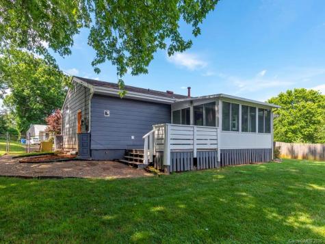 5 Lancelot Lane Asheville NC 28806