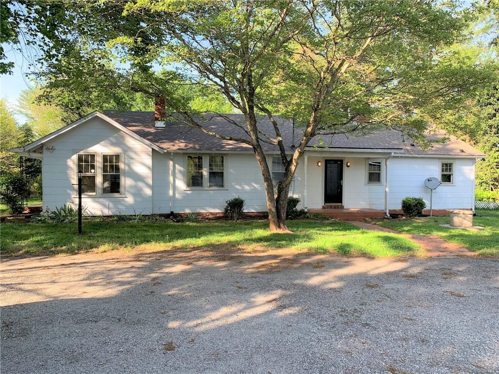 4882 N Center Street Hickory NC 28601