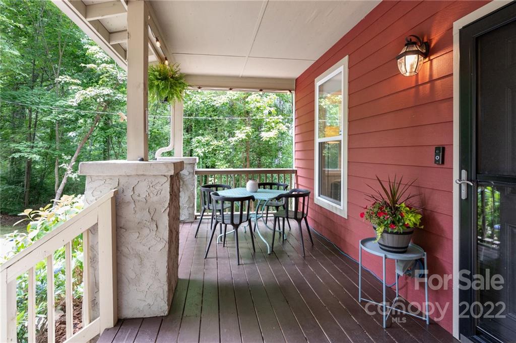 25 Vivian Avenue Asheville NC 28801
