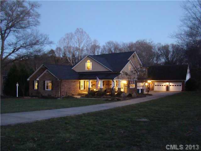 2605 Shamrock Road Harrisburg NC 28075