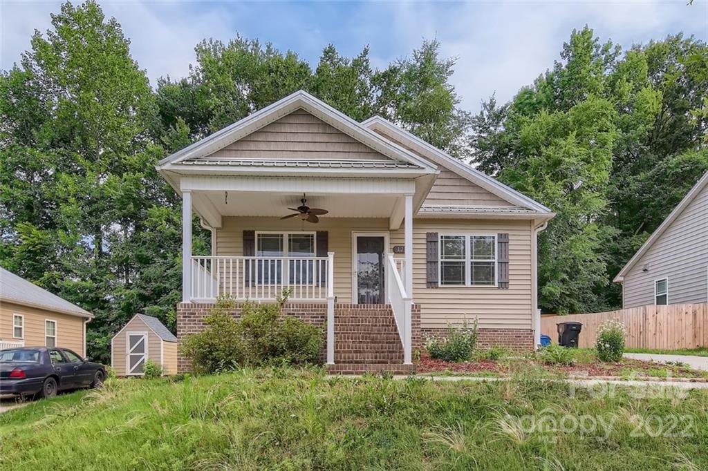 124 Burke Circle Mooresville NC 28115