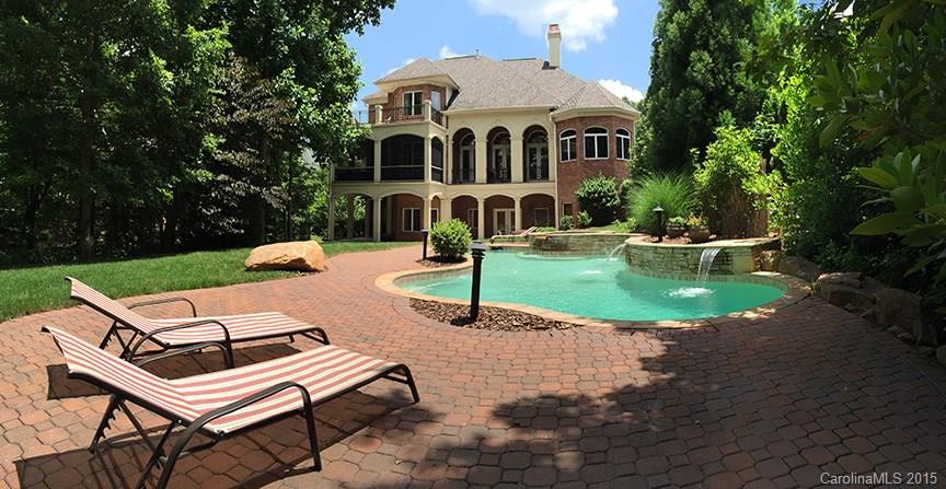 2833 Mount Isle Harbor Drive Charlotte NC 28214