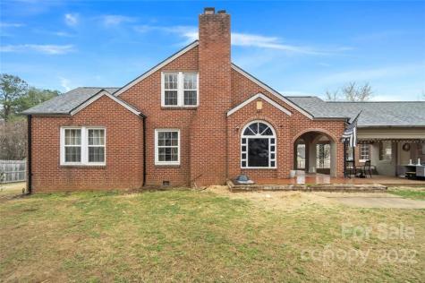 102 Mccall Street Morganton NC 28655