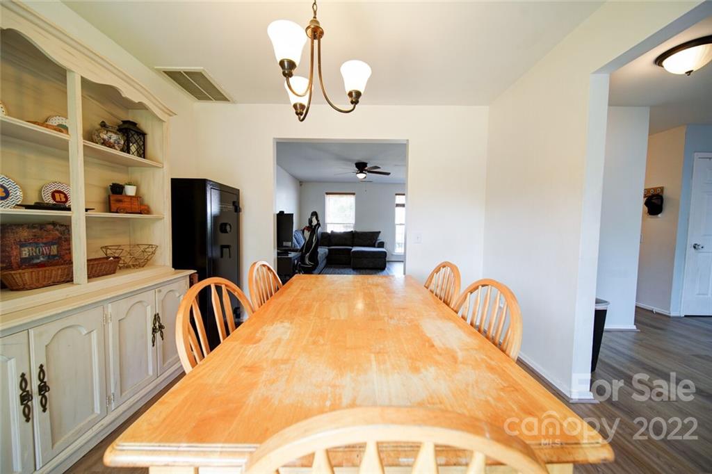 2031 Mallard Woods Place Charlotte NC 28262