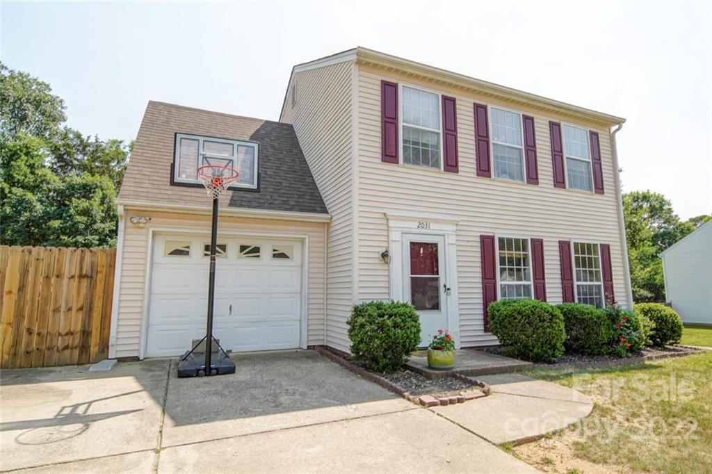 2031 Mallard Woods Place Charlotte NC 28262