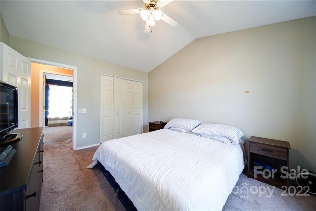 2031 Mallard Woods Place Charlotte NC 28262