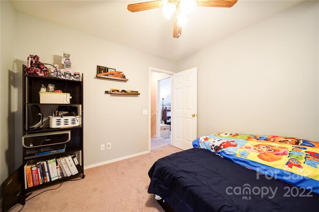 2031 Mallard Woods Place Charlotte NC 28262