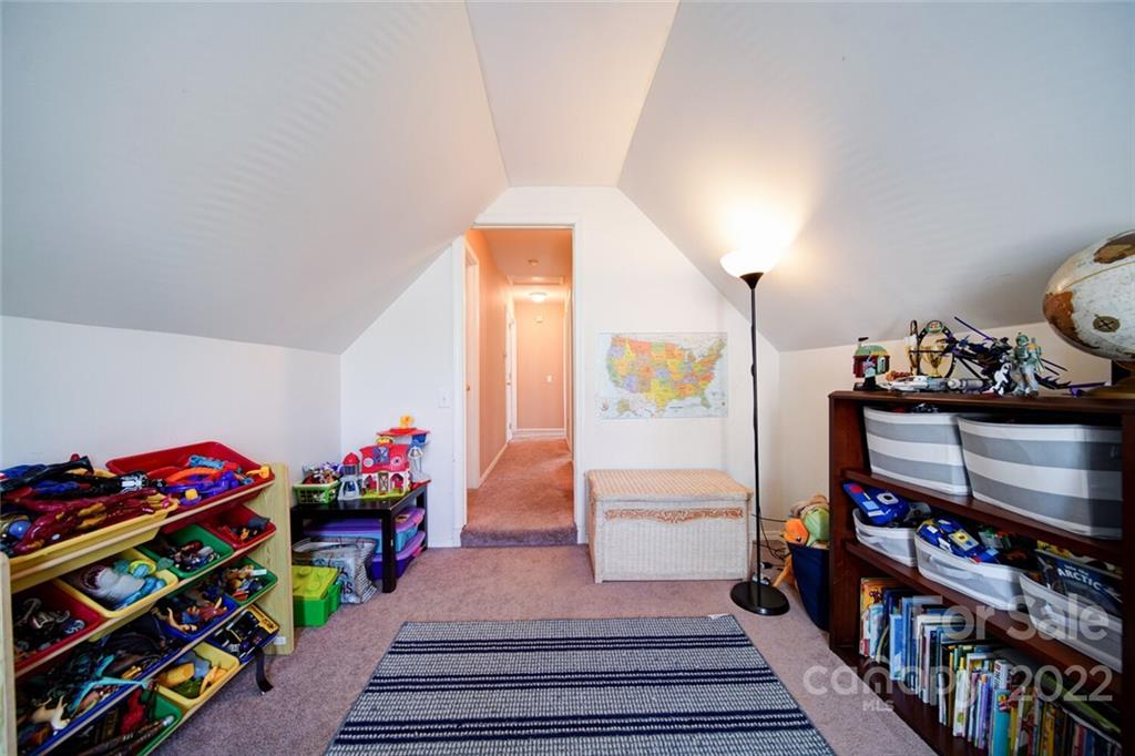 2031 Mallard Woods Place Charlotte NC 28262