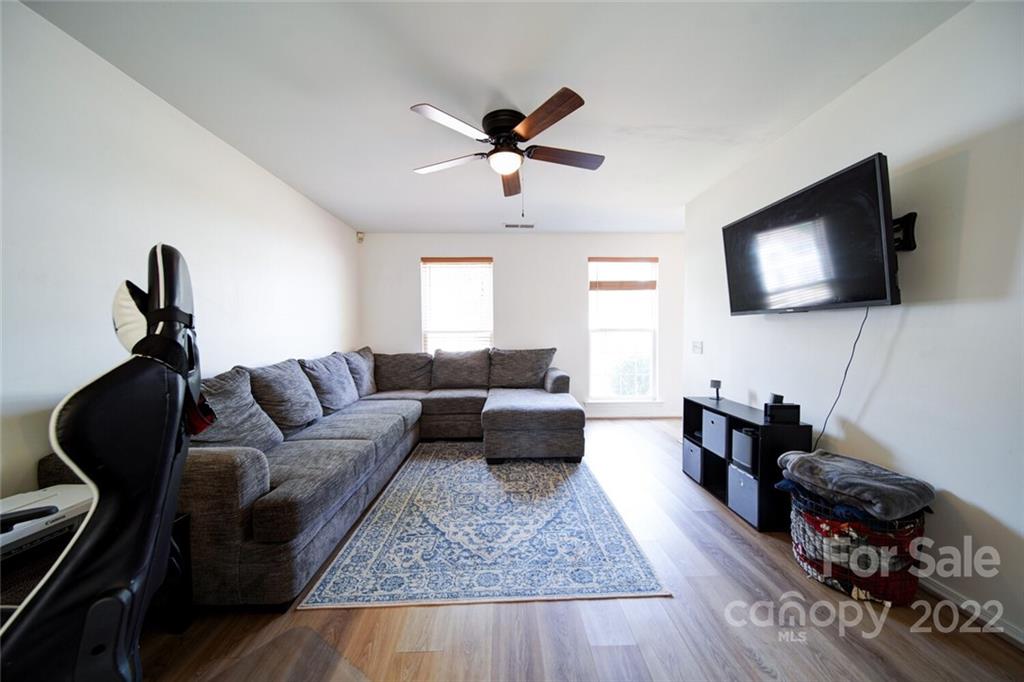 2031 Mallard Woods Place Charlotte NC 28262
