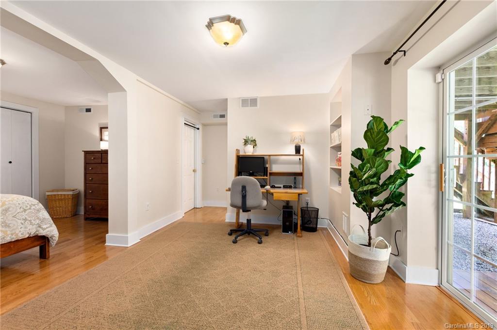 20 Yale Street Asheville NC 28806
