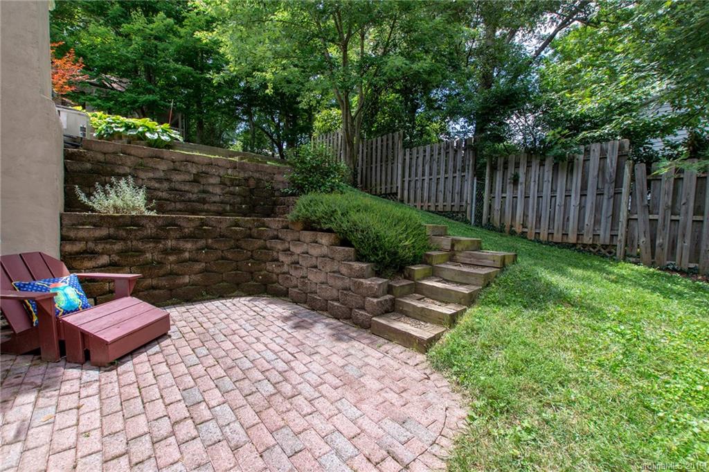 20 Yale Street Asheville NC 28806