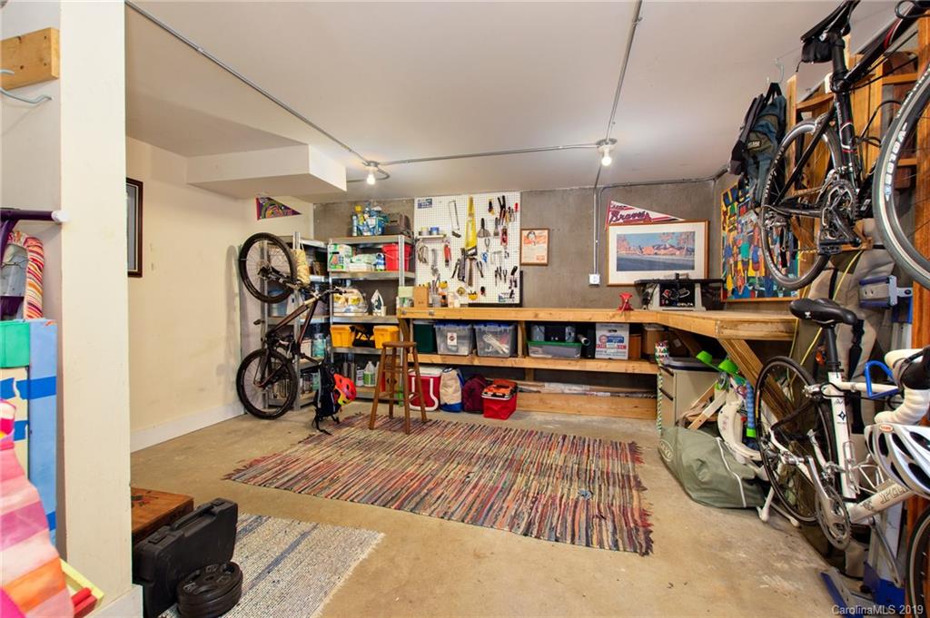 20 Yale Street Asheville NC 28806