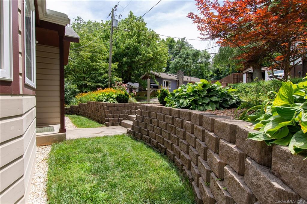 20 Yale Street Asheville NC 28806