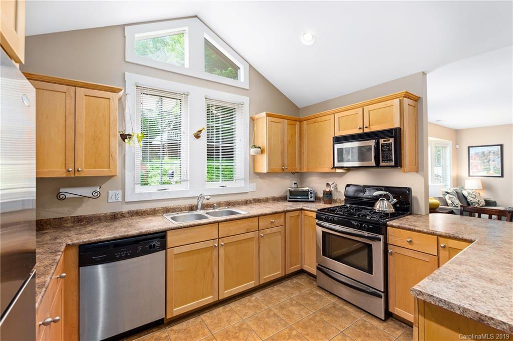 20 Yale Street Asheville NC 28806