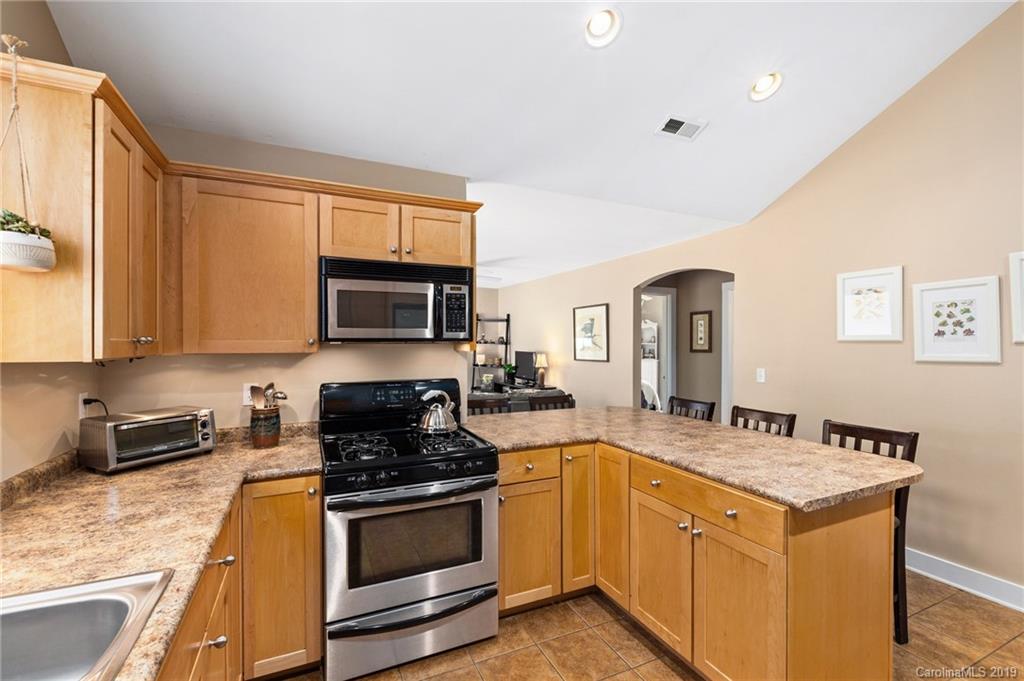 20 Yale Street Asheville NC 28806