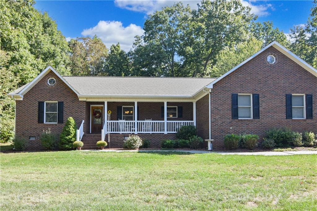 2062 Cordia Circle Newton NC 28658