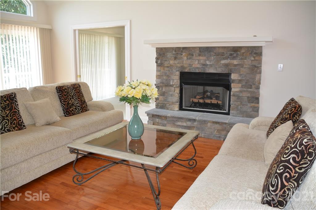 196 Eastmoor Drive Asheville NC 28805