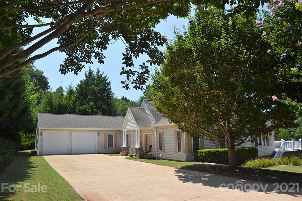 196 Eastmoor Drive Asheville NC 28805