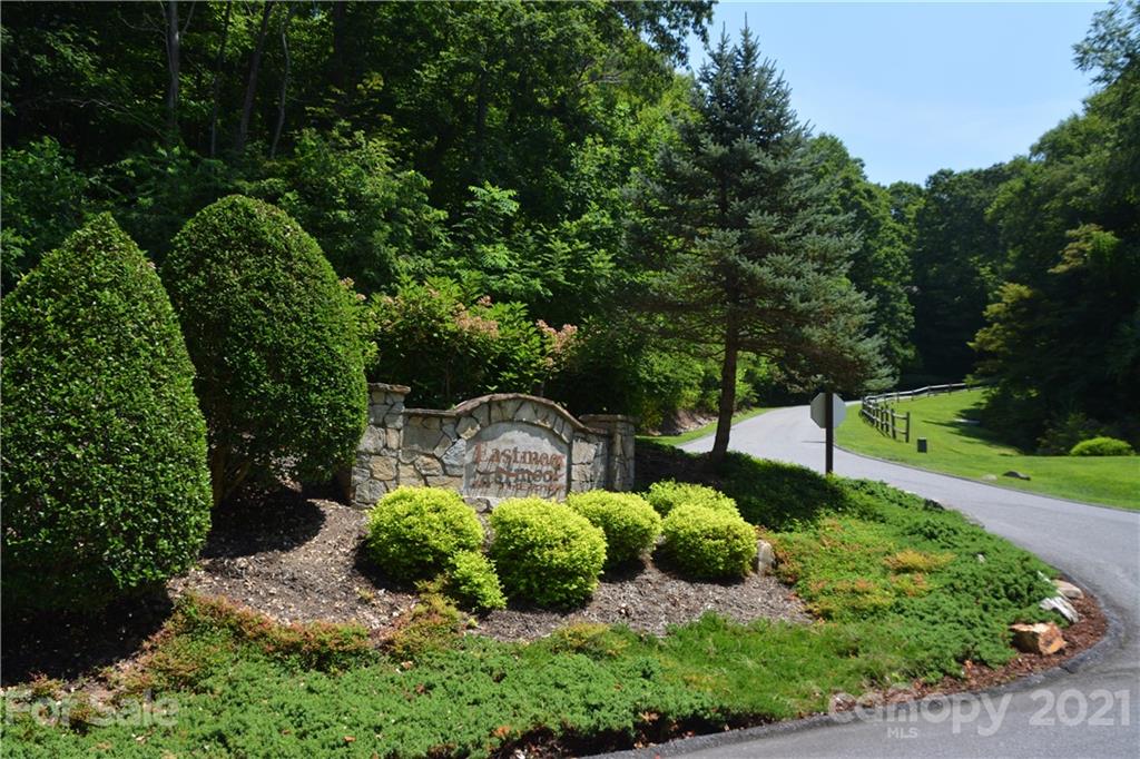 196 Eastmoor Drive Asheville NC 28805