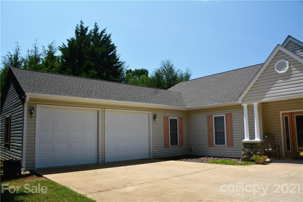 196 Eastmoor Drive Asheville NC 28805